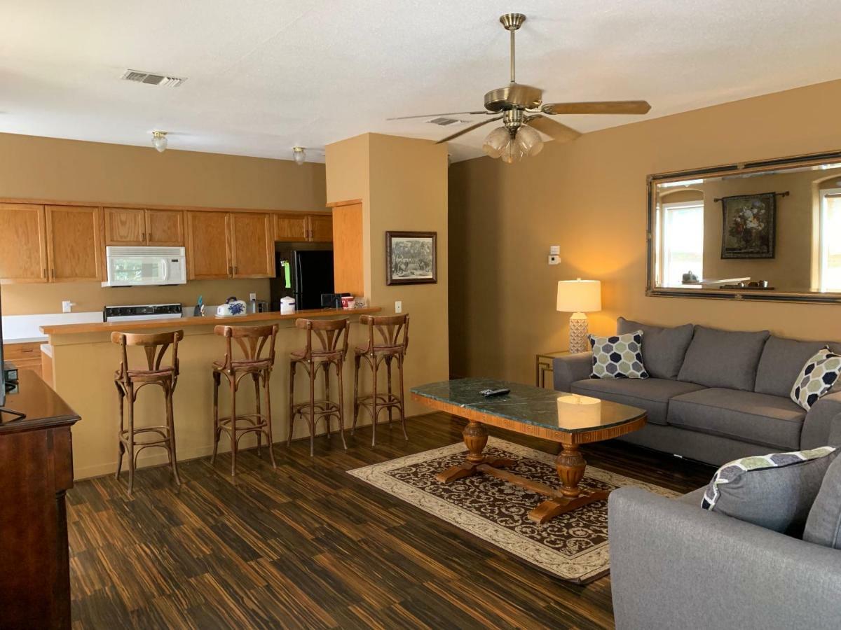 Schmitz Bed & Breakfast New Braunfels Extérieur photo